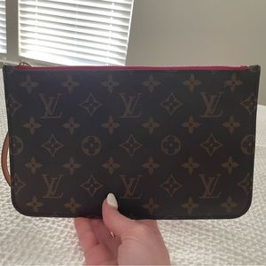 100% Authentic Louis Vuitton Pouch wristlet